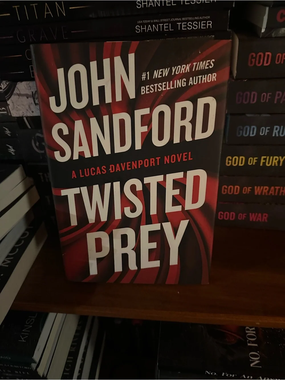 John Sandford Twisted Prey — Bold Red & Black Hardcover